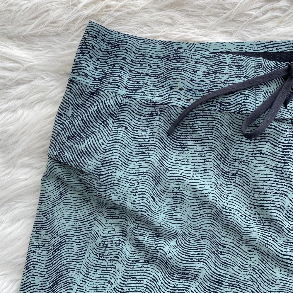 Lululemon | Current State Board Short 9”